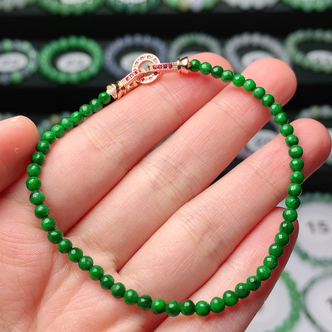 翡翠手链未镶嵌翡翠