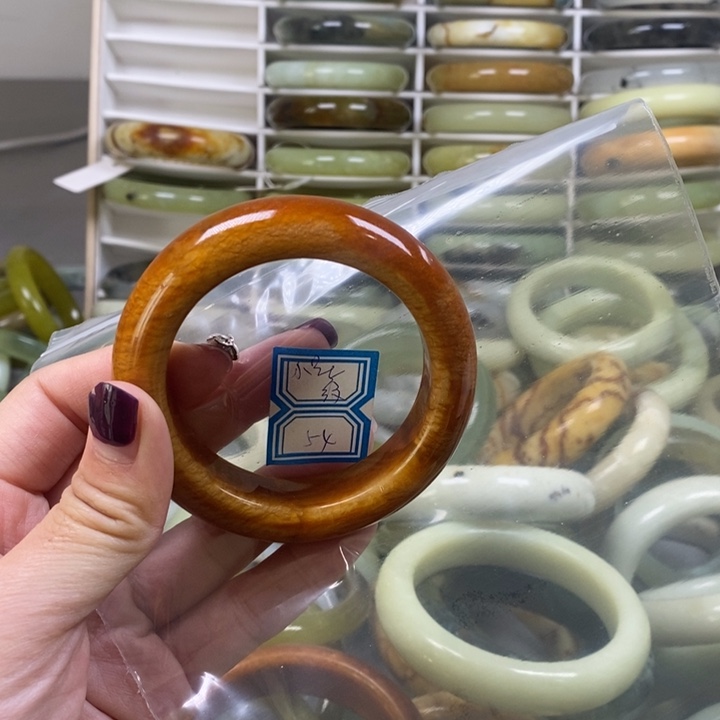 蛇纹石玉手镯未镶嵌小**✨