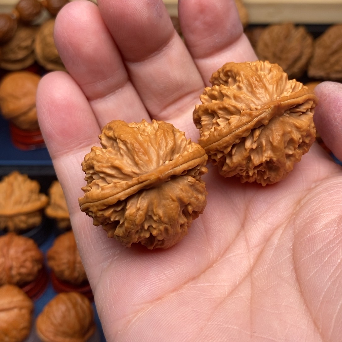 文玩核桃把件怀*手捻