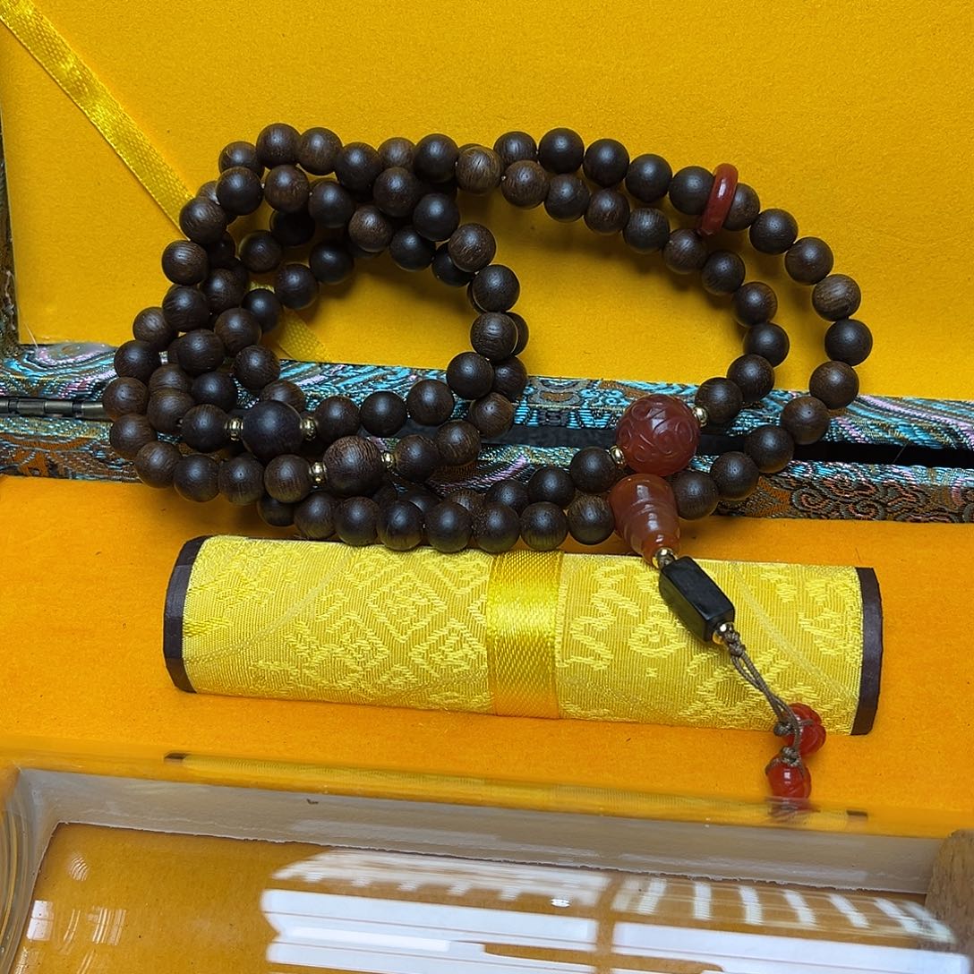 大叶紫檀（黑酸枝木类）