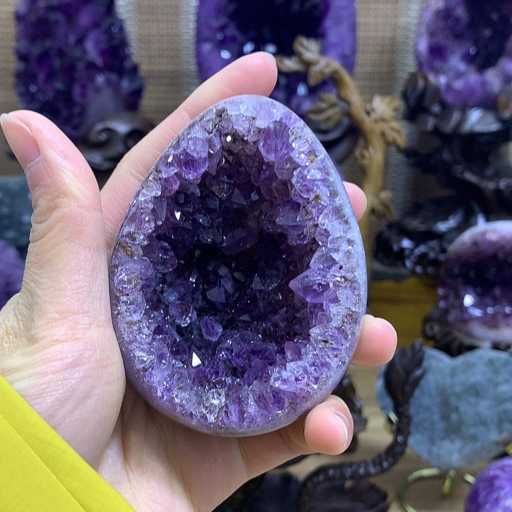 紫晶未镶嵌摆件钛晶恐龙蛋