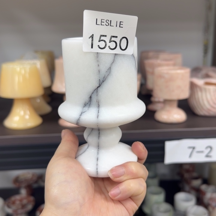 L。155 0。     檀香。      