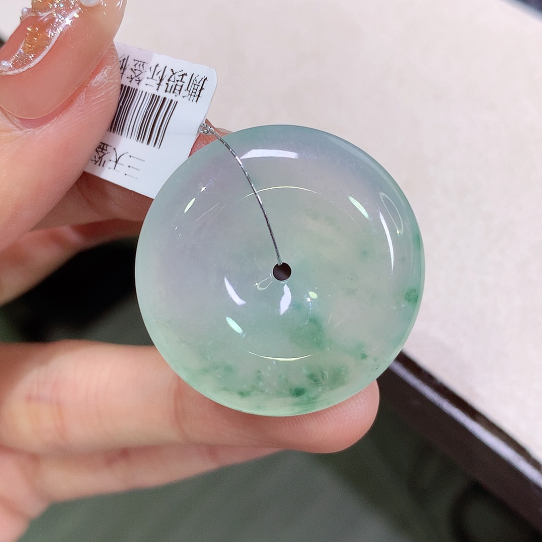 翡翠未镶嵌颈饰30.4-6.6