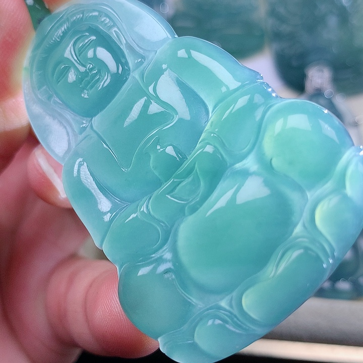 【闪购商品】翡翠颈饰未镶嵌天然翡翠