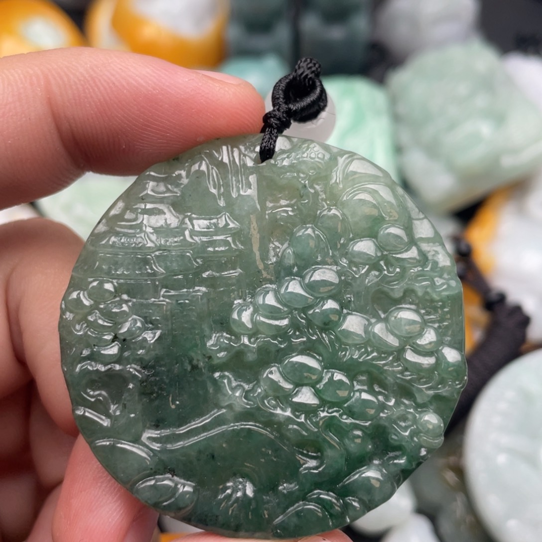 吊坠(不含链)未镶嵌翡翠