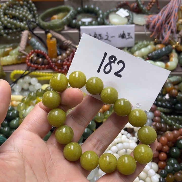 未镶嵌蛇纹石玉手链