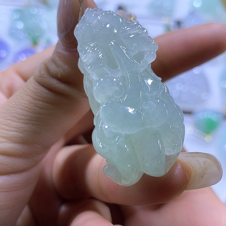 翡翠颈饰未镶嵌天然翡翠A货吊坠
