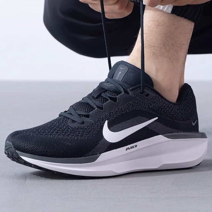 NIKE/耐克ZOOM Winflo 11舒适减震耐磨低帮跑步鞋男款FQ8937001