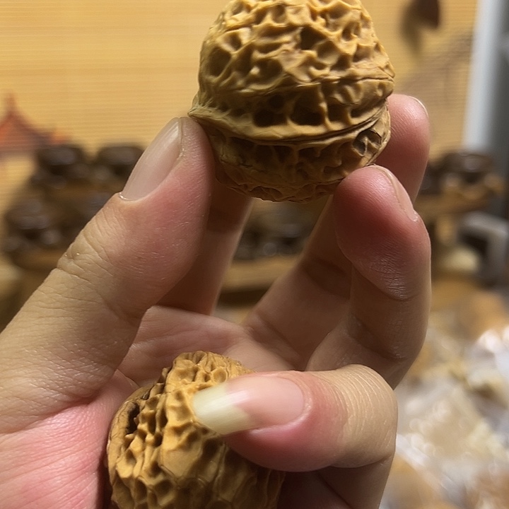 文玩核桃吊坠凤凰牡丹