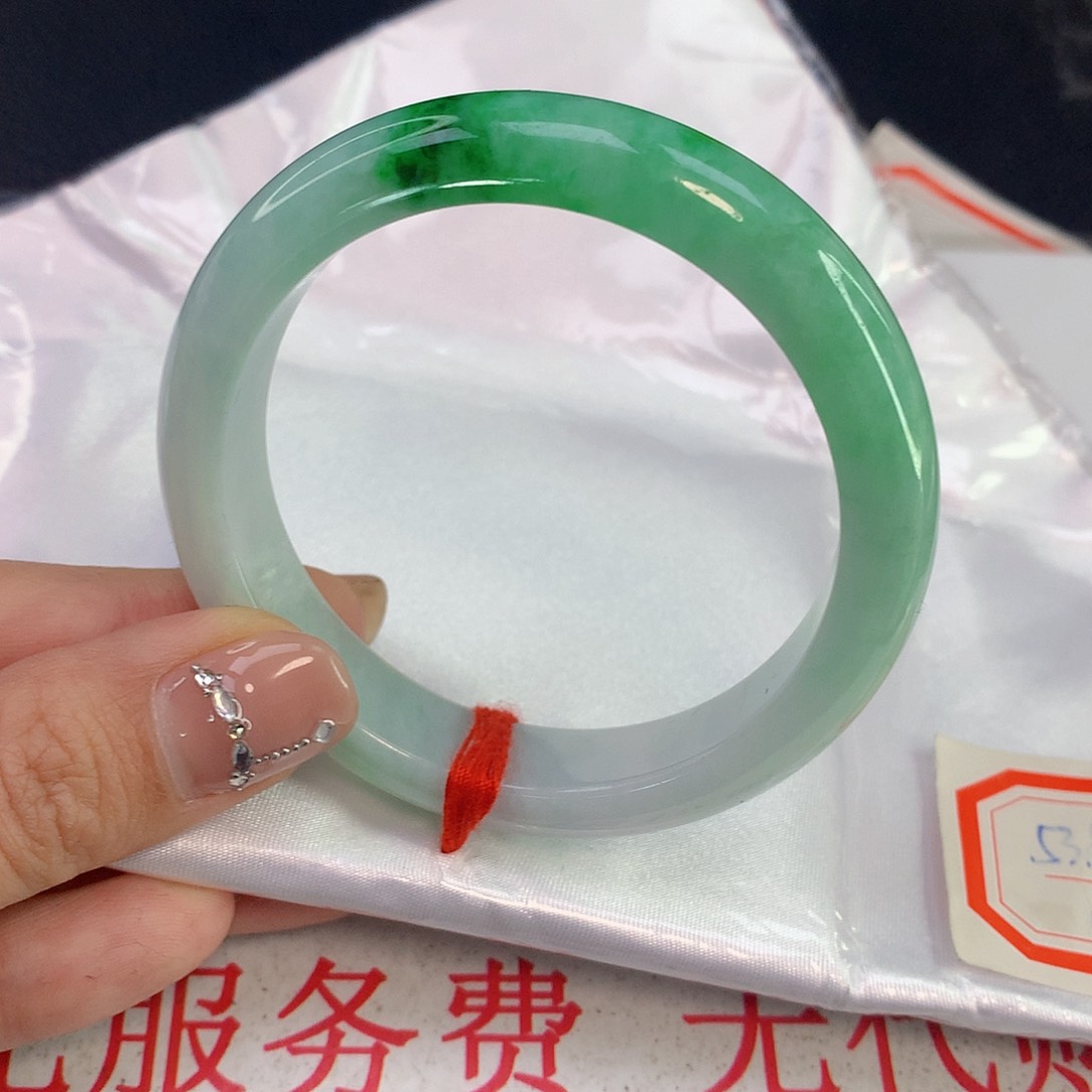 翡翠手镯未镶嵌天然A货翡翠114