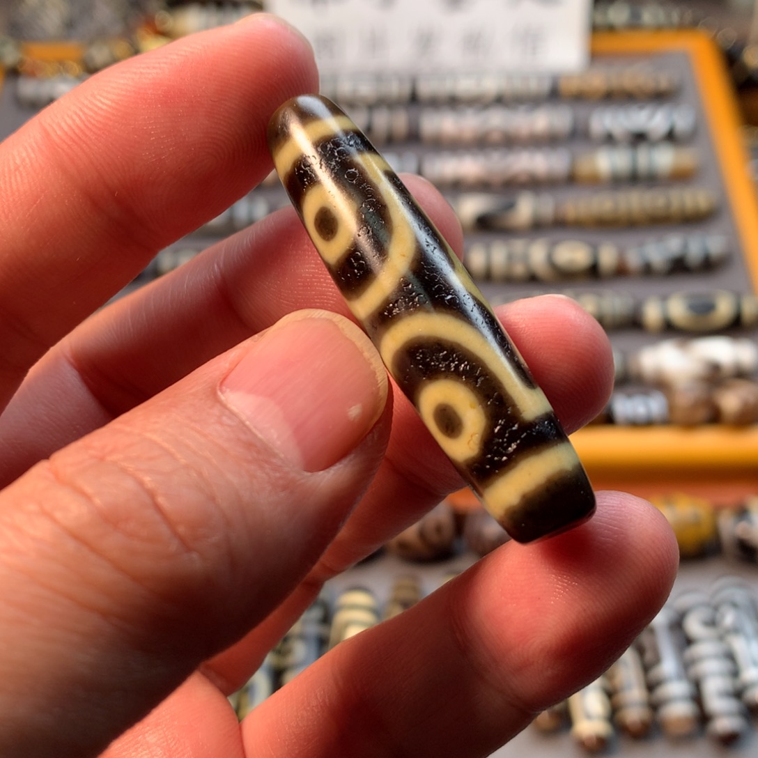 玖***玖玛瑙/玉髓（覆膜）未镶嵌颈饰