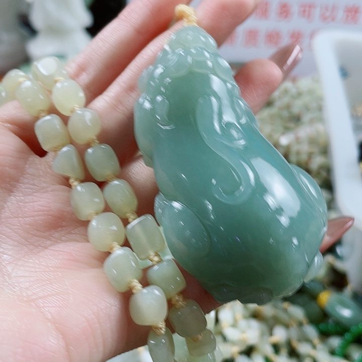 未镶嵌和田玉挂件
