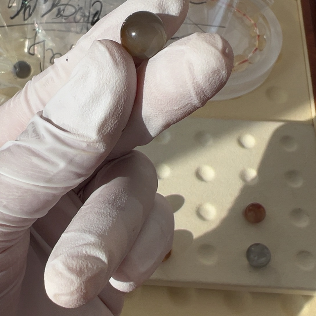 水晶兔毛9mm打孔不退换未镶嵌Y****G