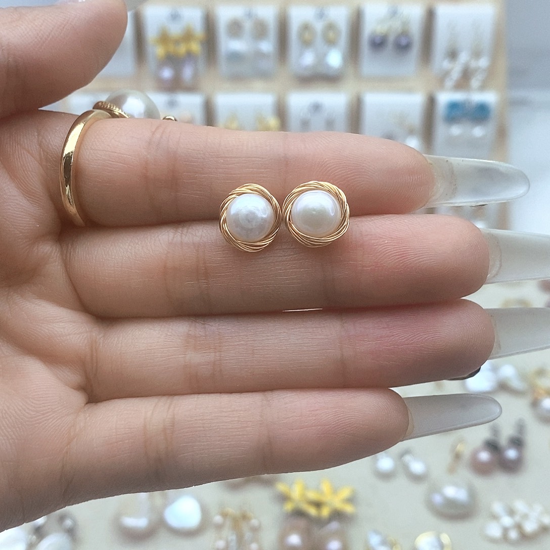 淡水珍珠耳饰未镶嵌