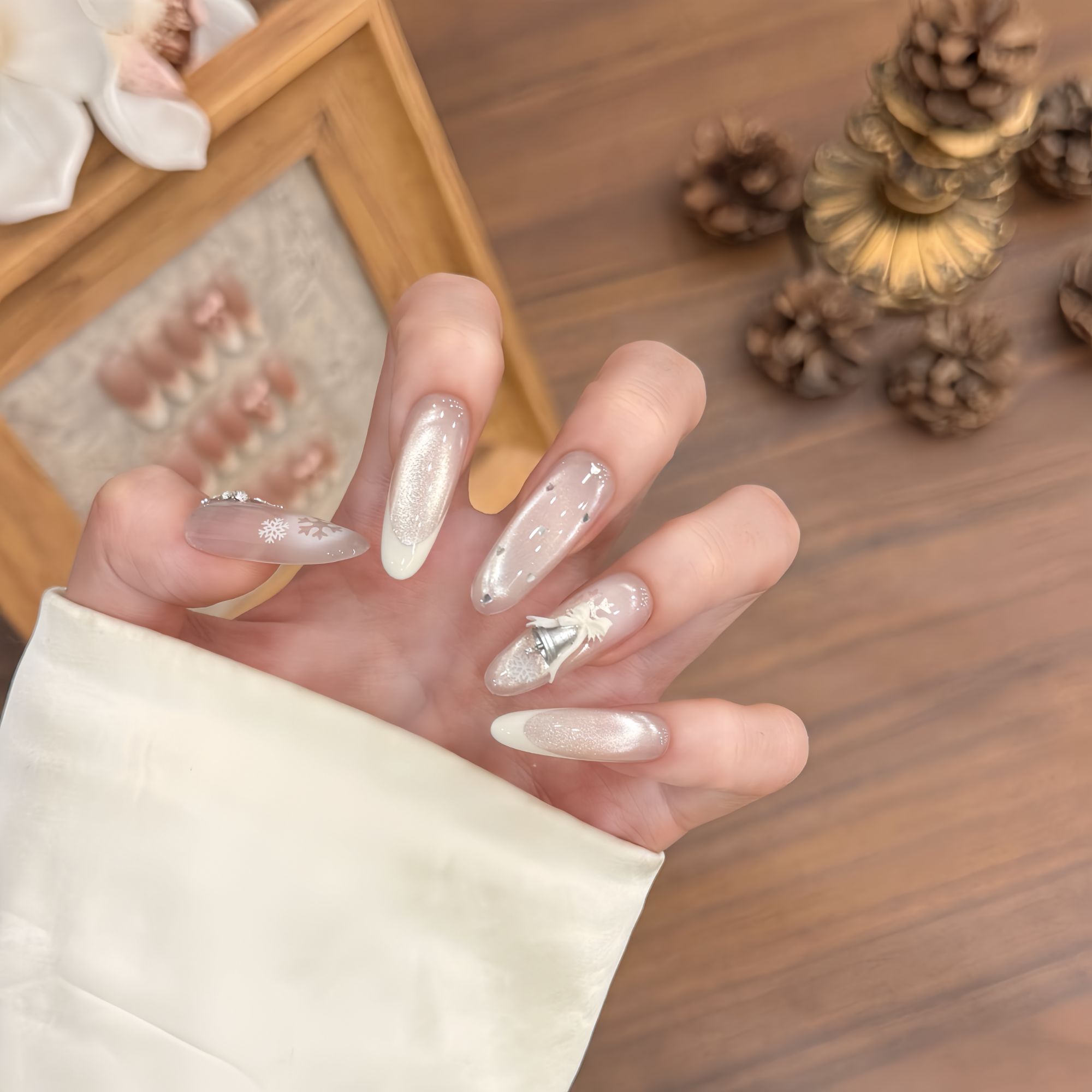 圣诞响铃-XingHeJiYu轻奢高定美甲 10片装