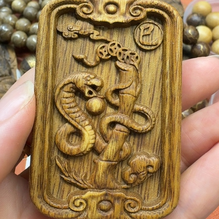 大叶紫檀（黑酸枝木类）