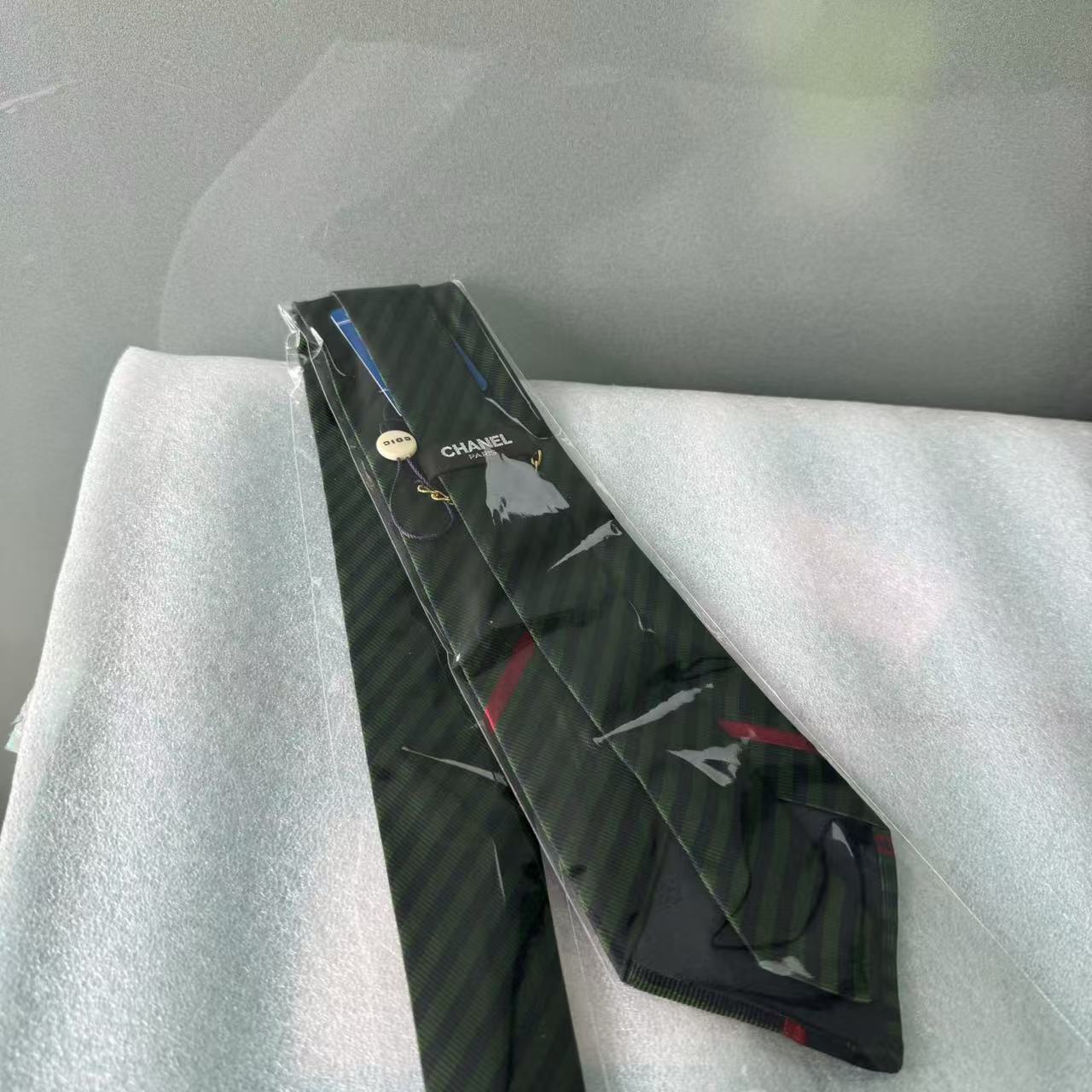 95新 Chanel/香奈儿 乱乱子中古/领带/91909