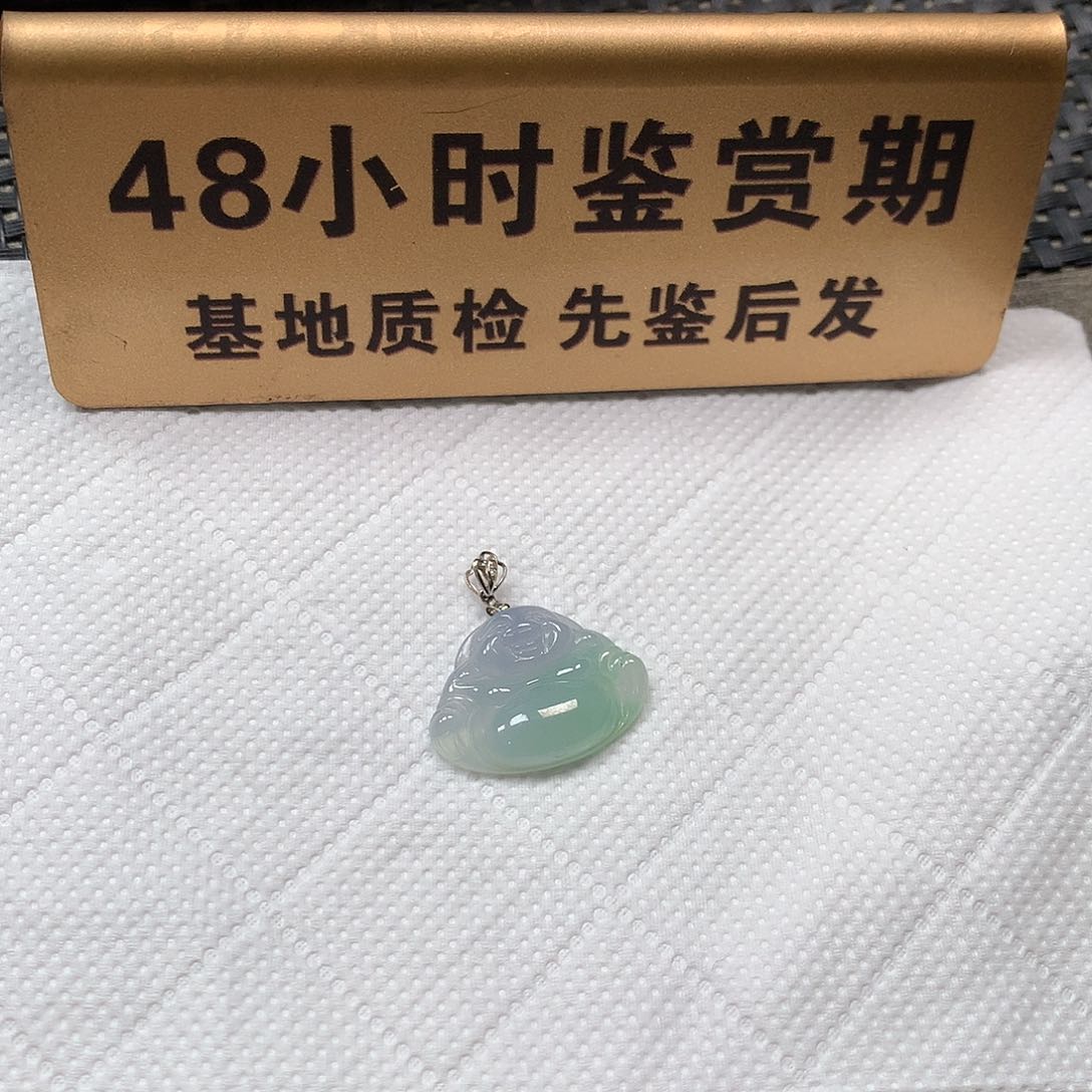 颈饰18K金镶嵌翡翠佛