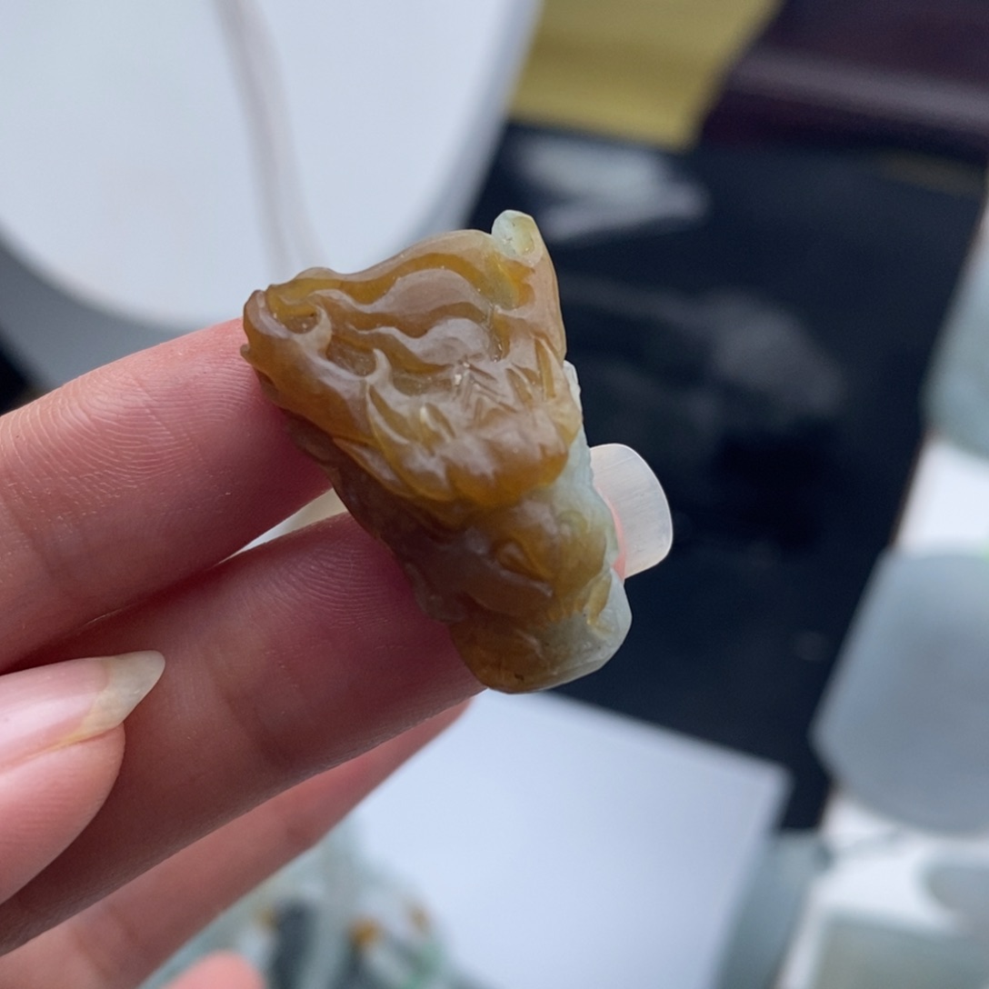 未镶嵌定制翡翠毛货无鉴赏期