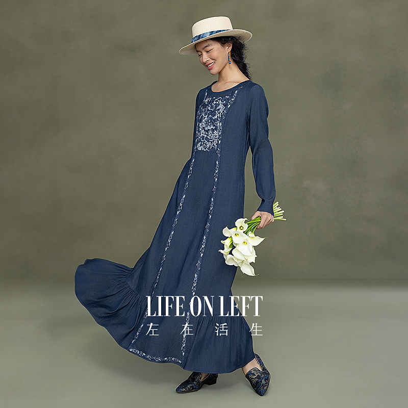 生活在左2026早春新品三蓝绣花优雅花边连衣裙女1961297