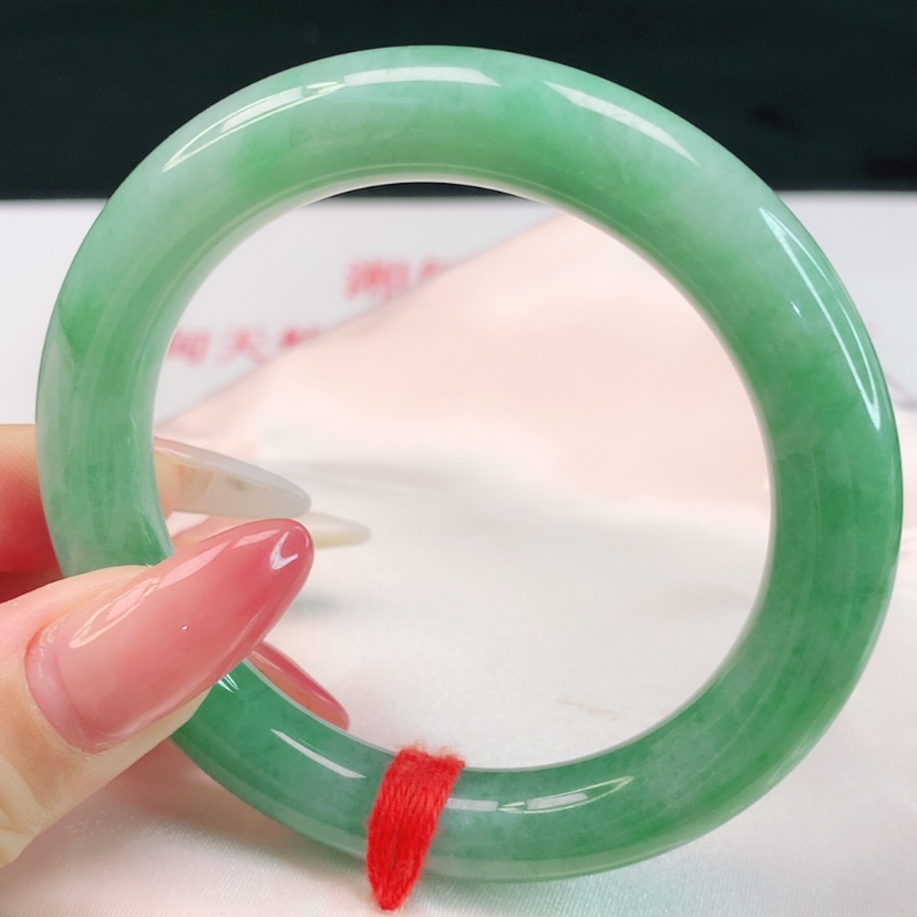 【闪购商品】未镶嵌手镯翡翠天然翡翠8009