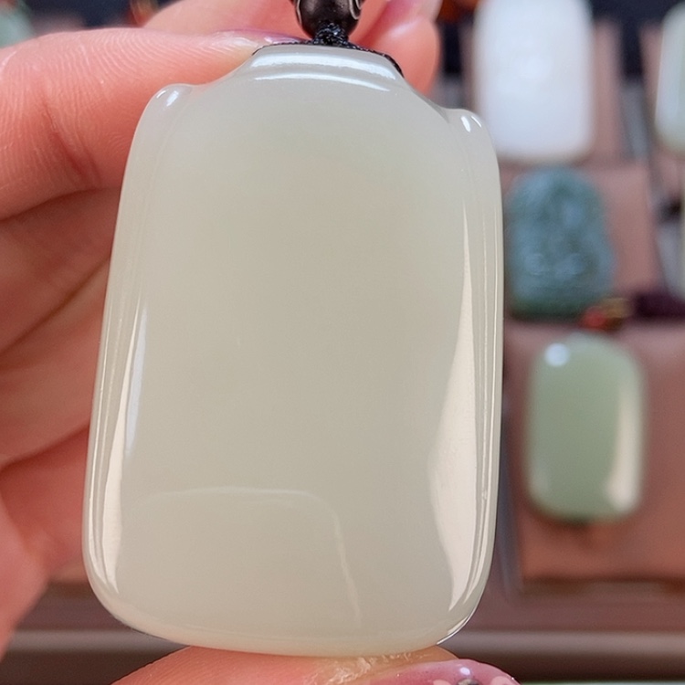 【闪购商品】和田玉颈饰未镶嵌