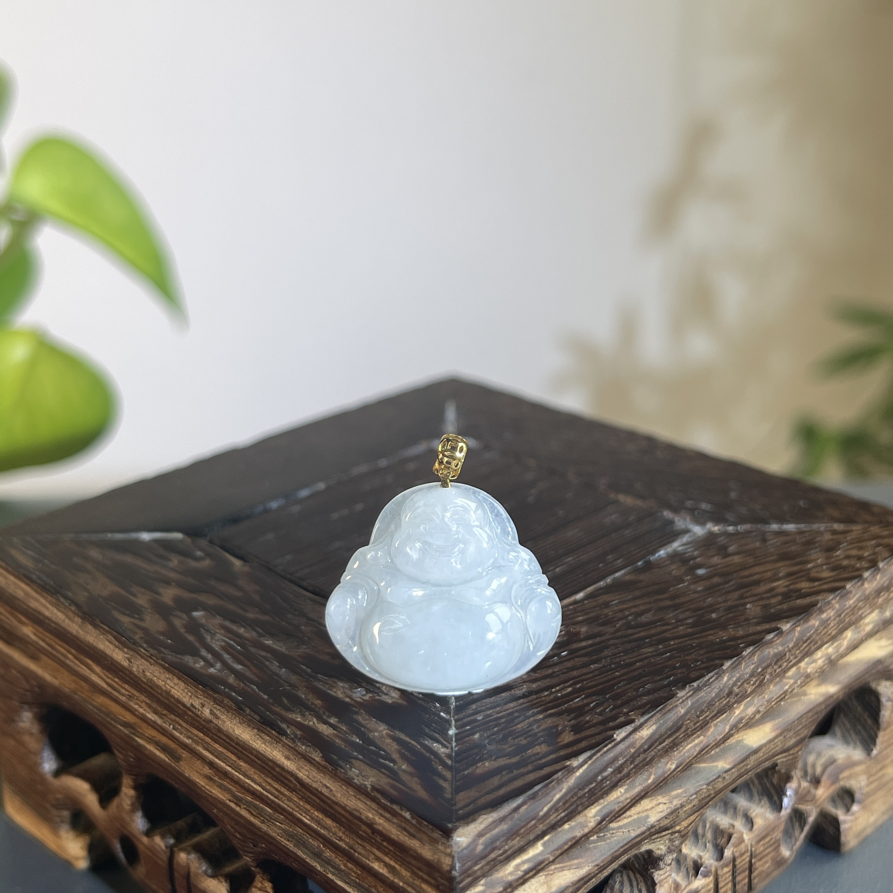 JXB16-016  天然缅甸A货翡翠 18K金扣佛公