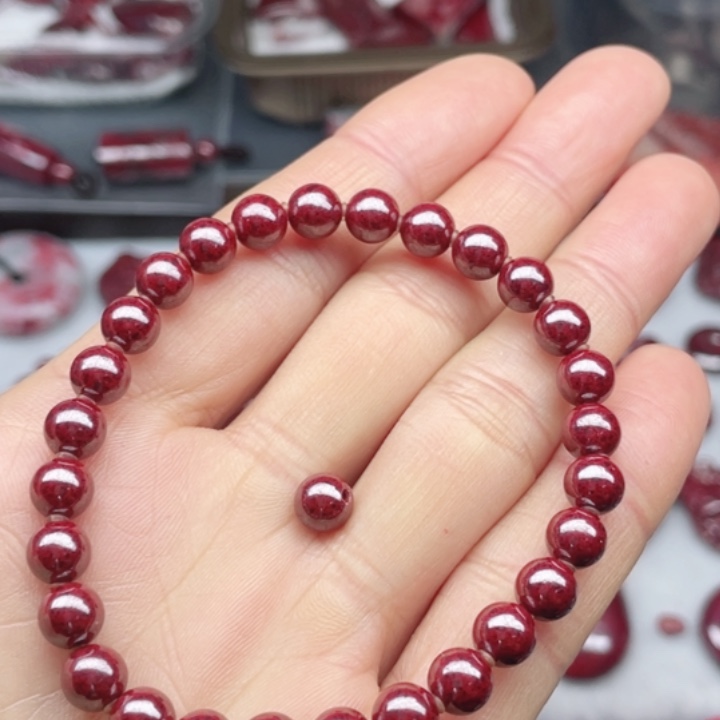 天然辰砂天然朱砂，纯砂手串