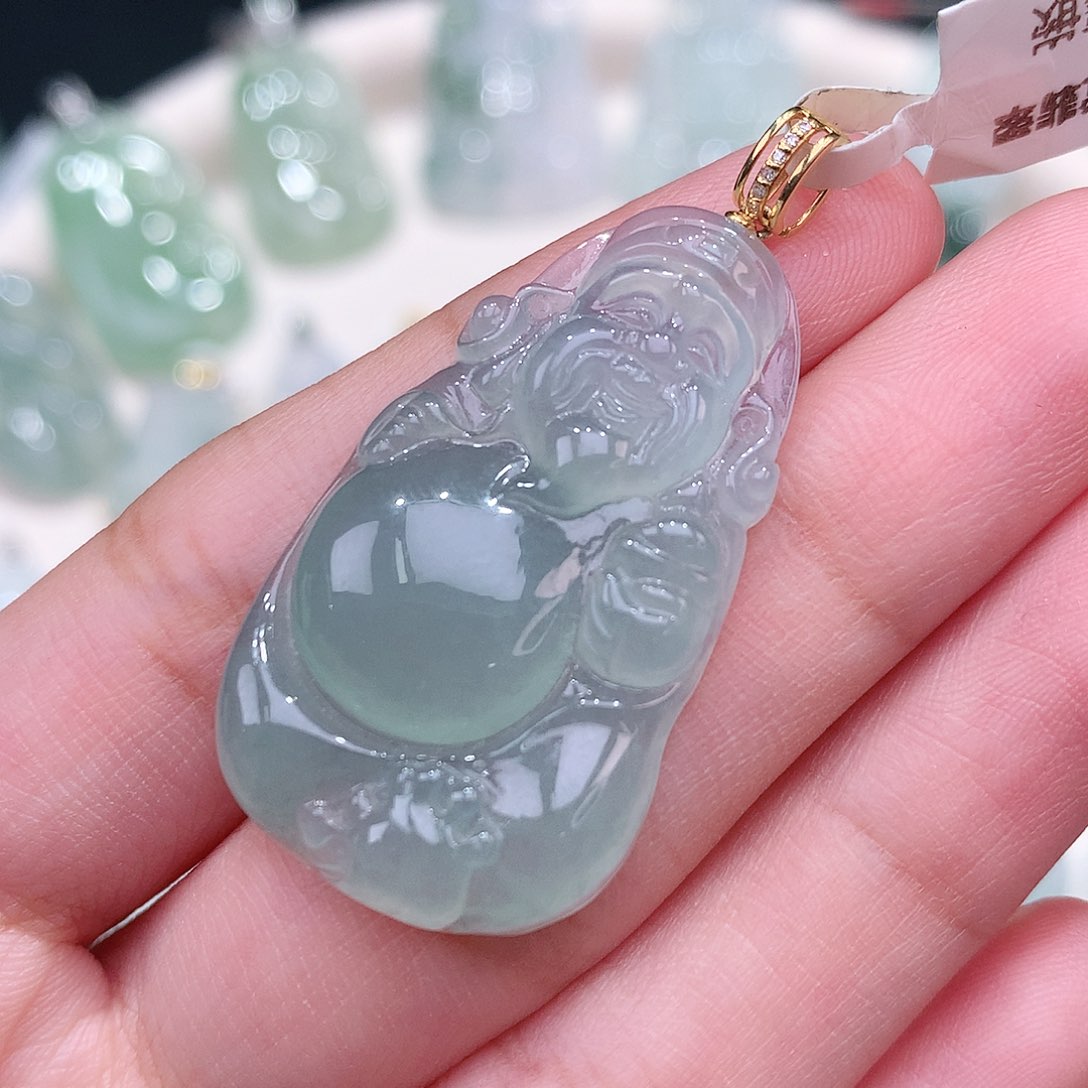 颈饰18K金镶嵌翡翠36.4-21.6-5.4