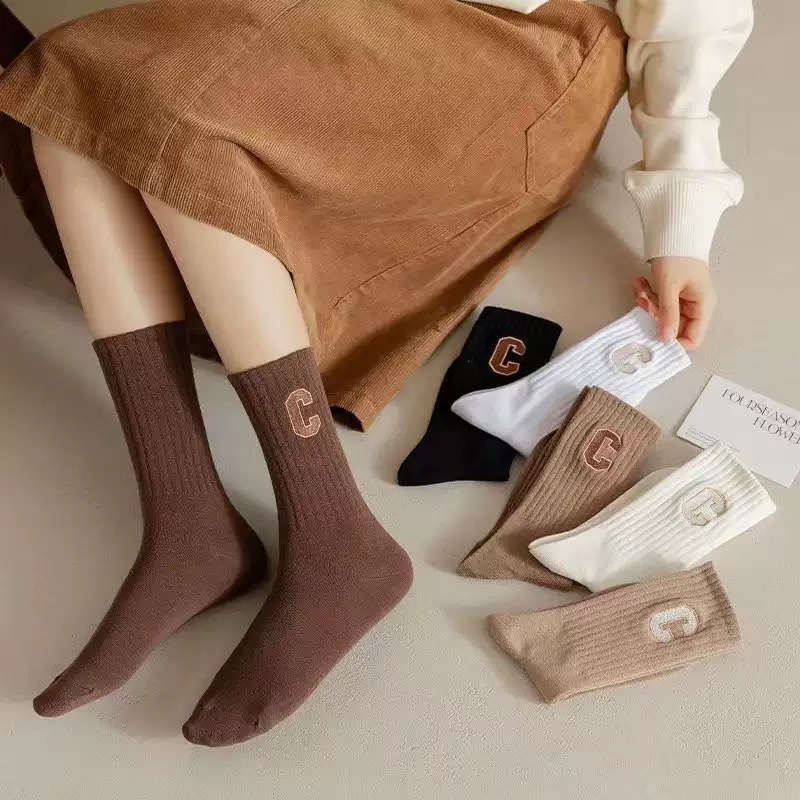 秋冬袜子女ins百搭刺绣C字母吸汗中筒袜网红运动休闲加厚保暖袜