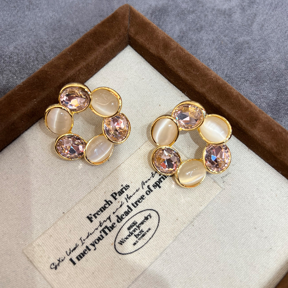 铜合金耳饰 HL059【TITI专属】轻奢半镂空法式名媛气质耳钉