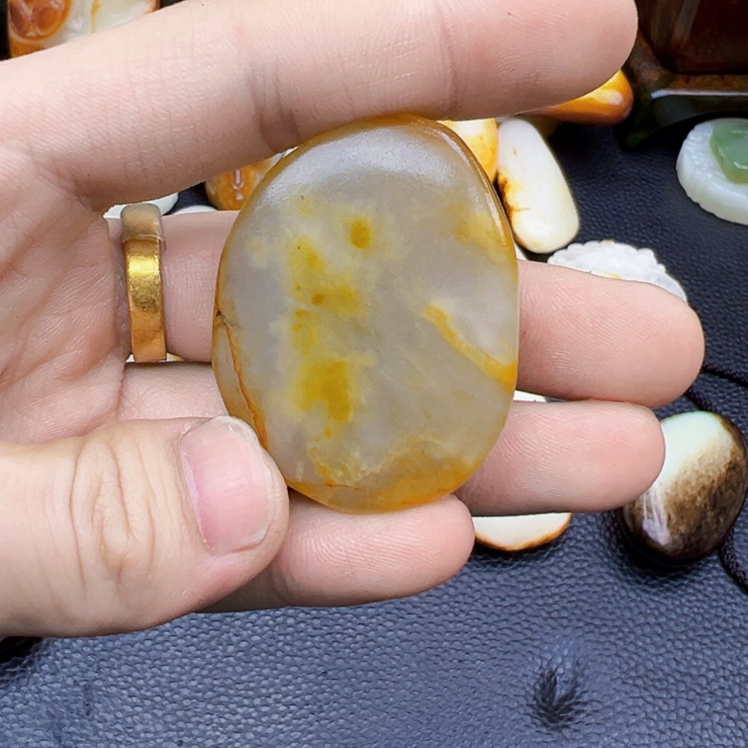 和田玉挂件未镶嵌