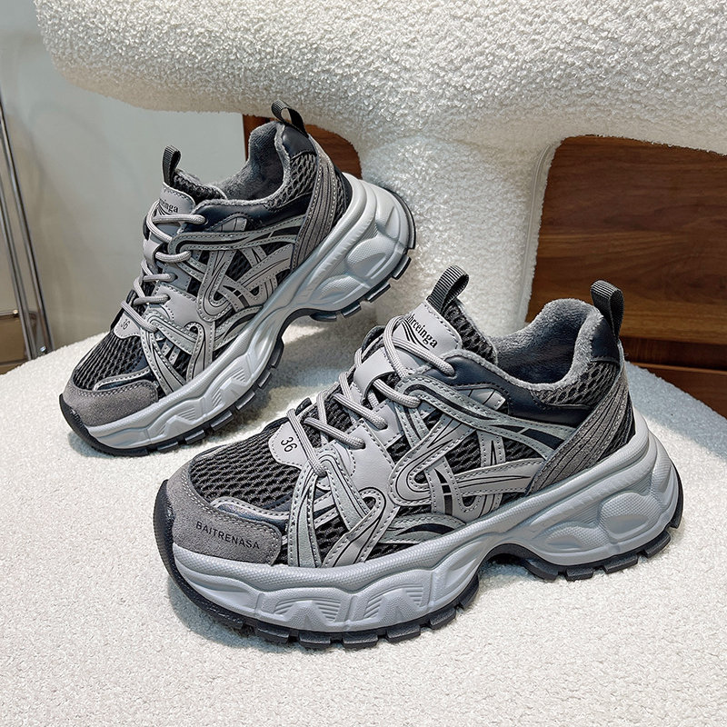 秋冬时尚休闲鞋韩版网面软底不累脚女鞋运动鞋老爹鞋加绒防滑2612