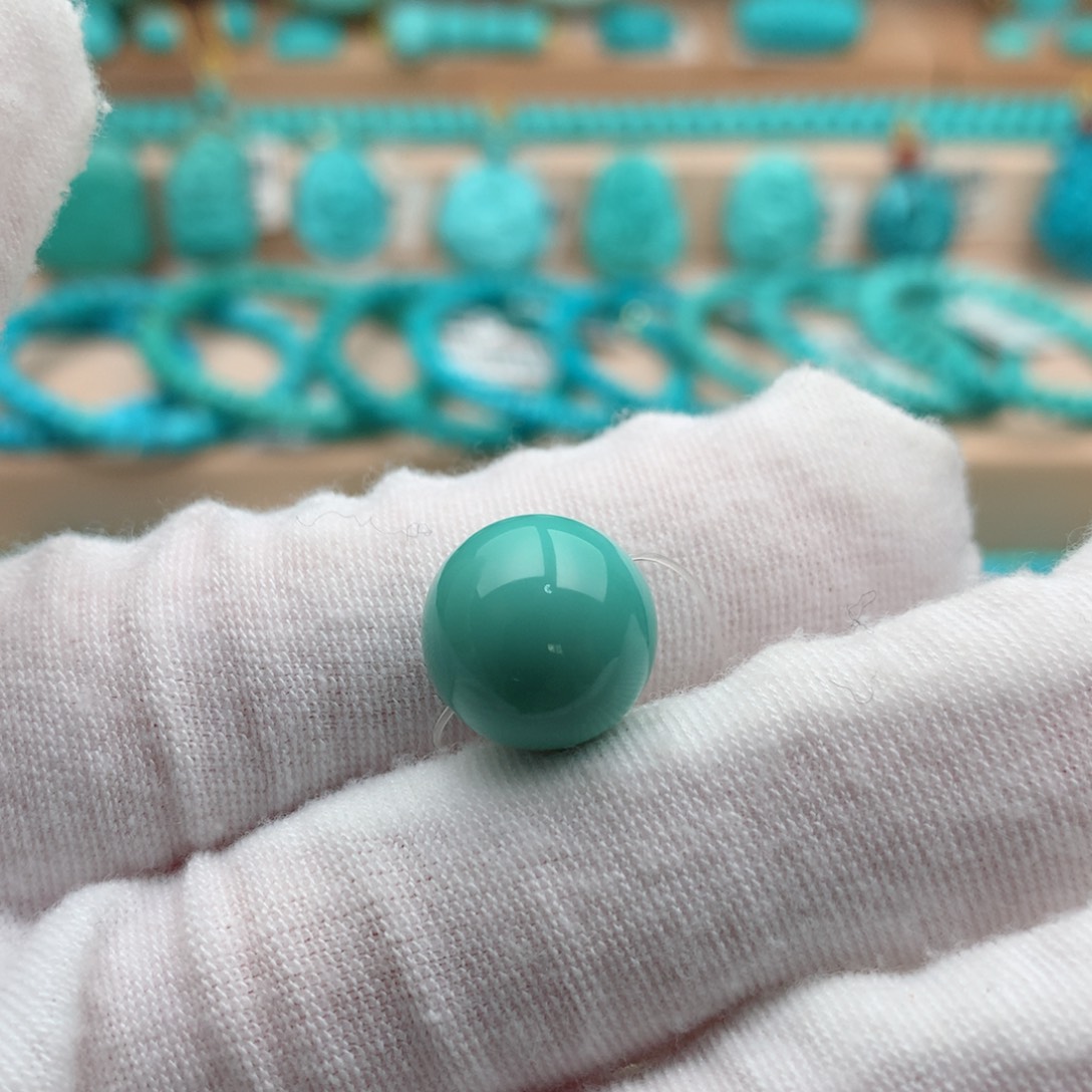 绿松石未镶嵌珠宝奇石12.8mm