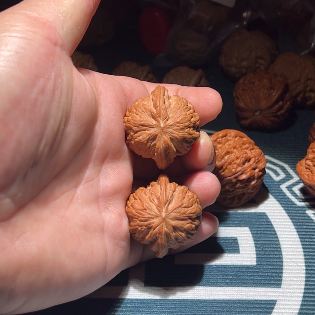 文玩核桃吊坠磨盘