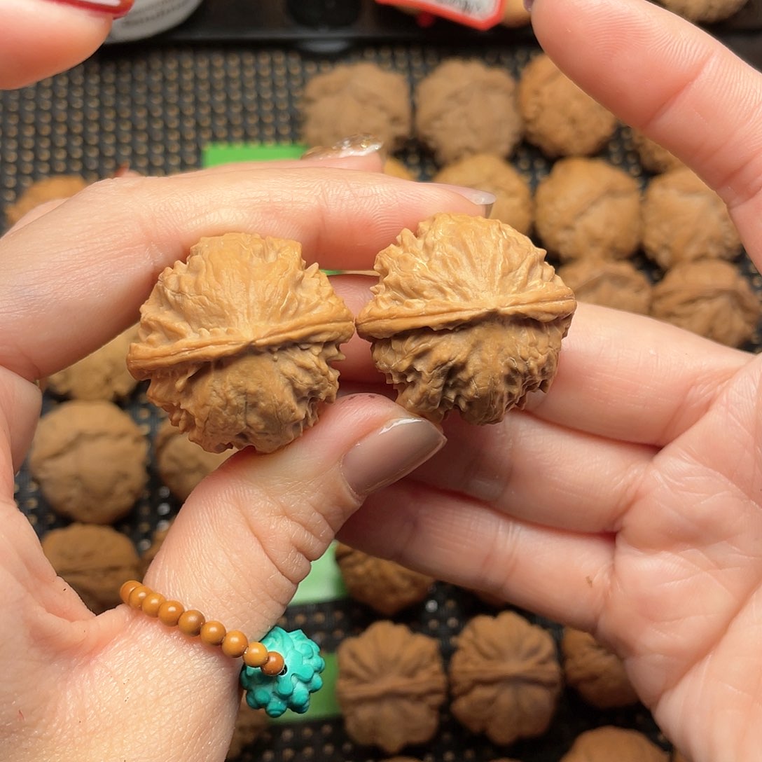 文玩核桃吊坠30尺全品粗筋官帽