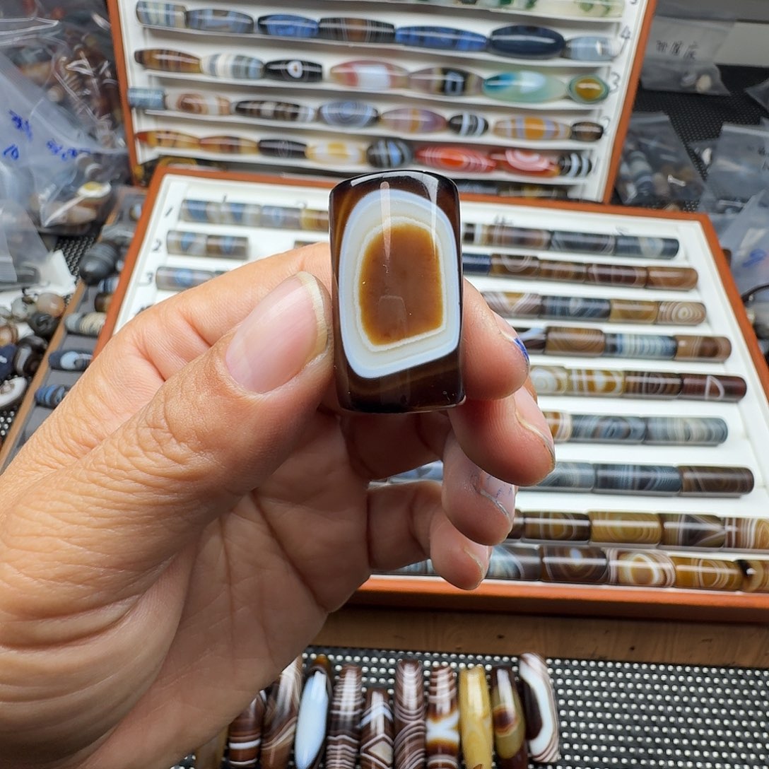 小***6玛瑙/玉髓合金珠宝半成品