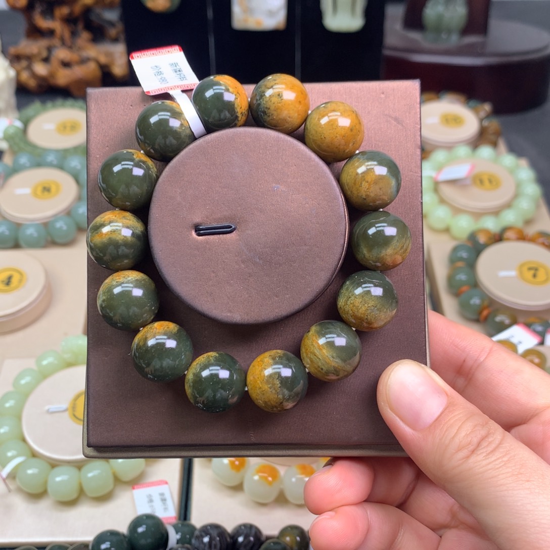 和田玉未镶嵌手链