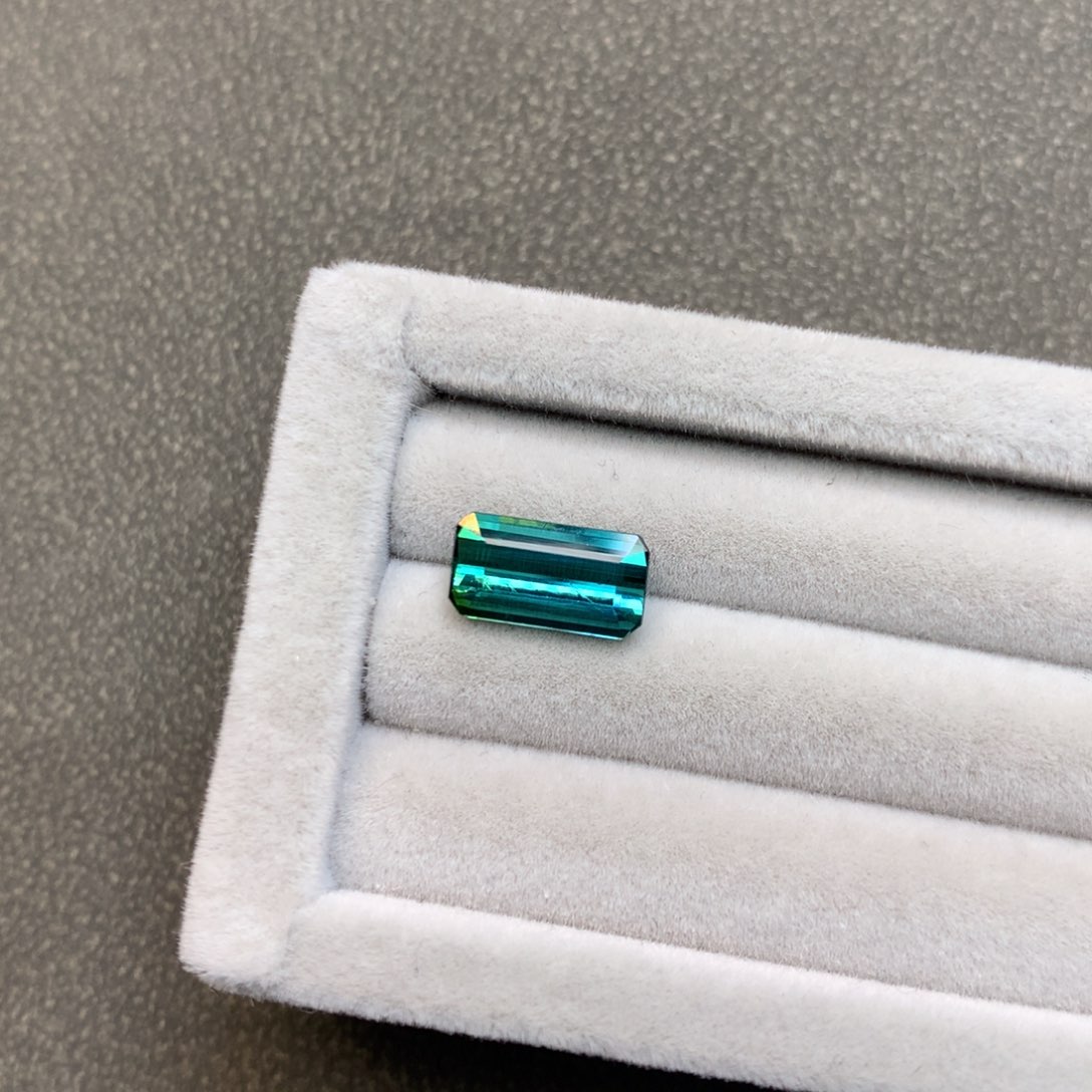 碧玺裸石未镶嵌天然碧玺裸石1.67ct