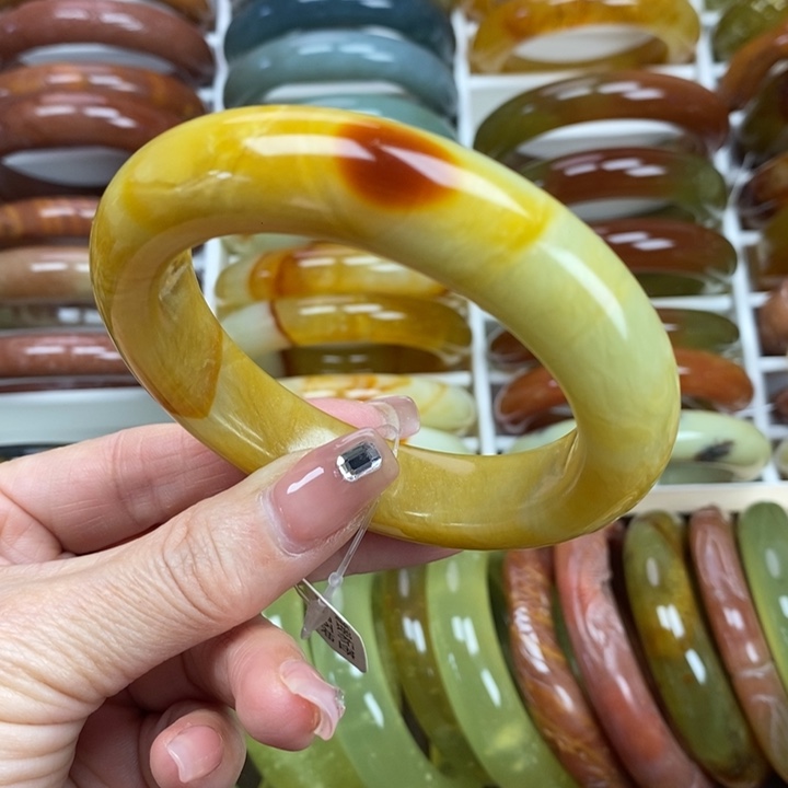 蛇纹石玉手镯未镶嵌57