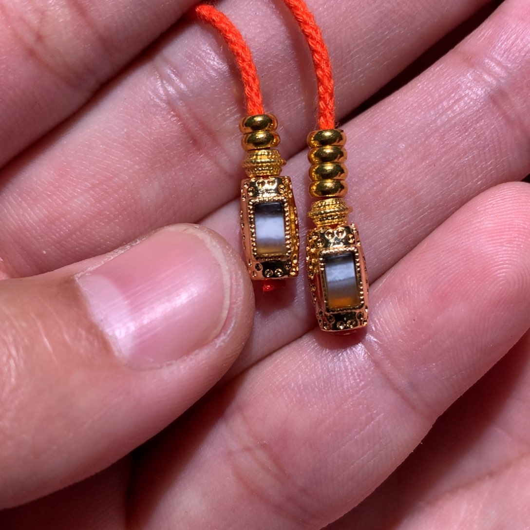 玛瑙/玉髓配饰未镶嵌36文玩配饰多样发其一