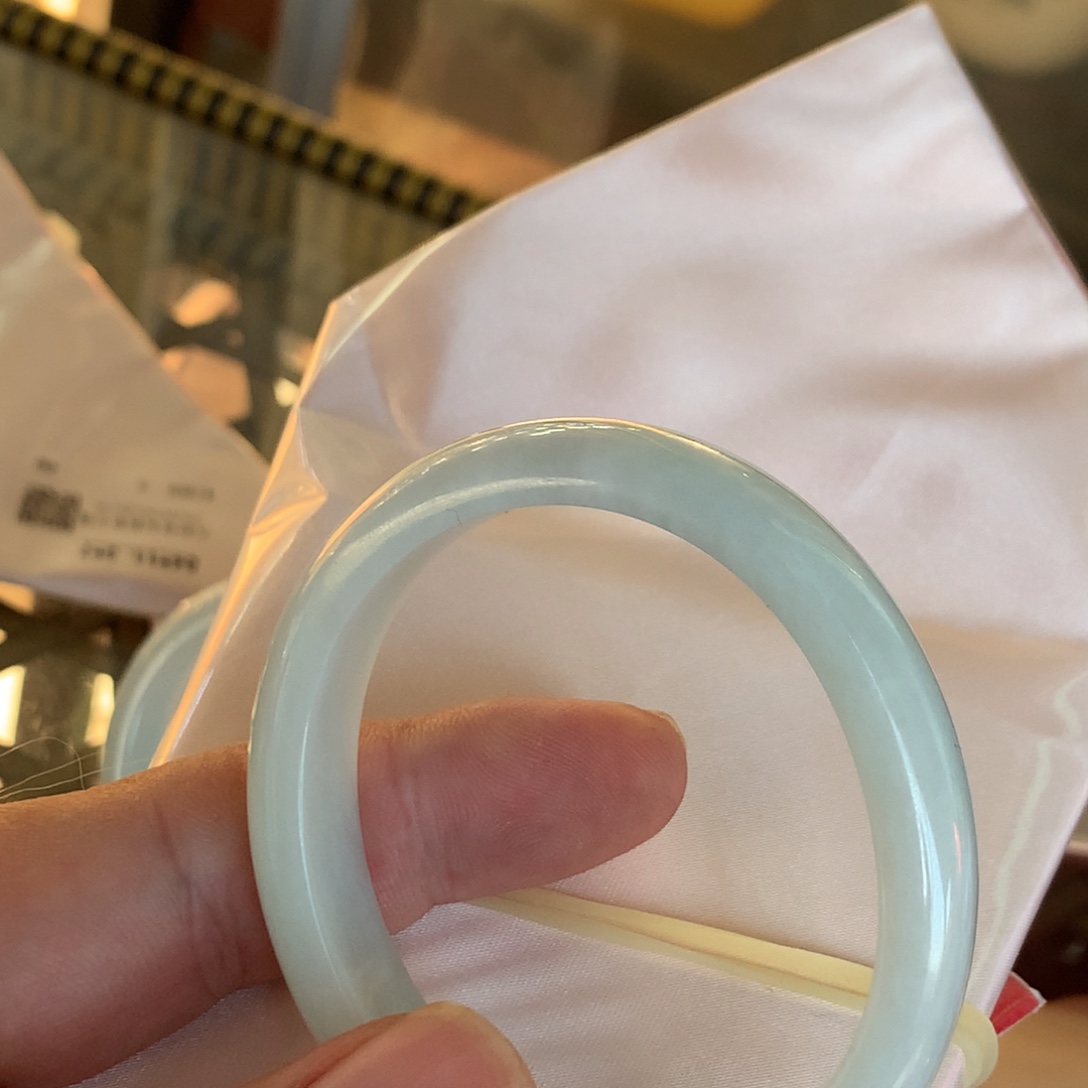 翡翠未镶嵌手镯邮费补差价手镯