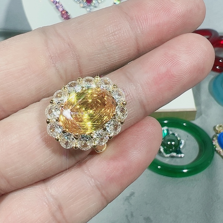 红宝石颈饰未镶嵌