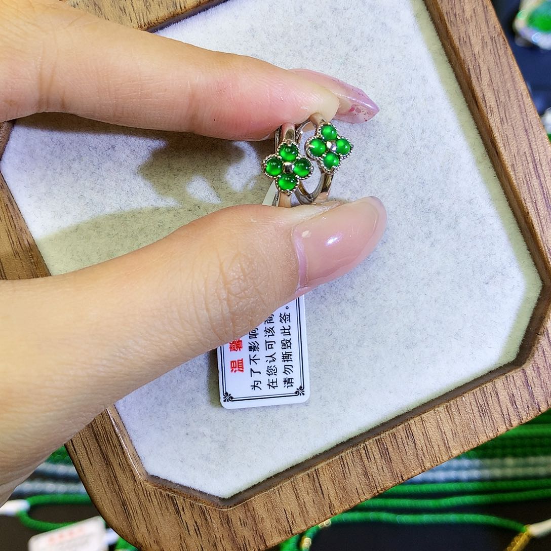 翡翠耳饰银S925镶嵌天然翡翠耳包