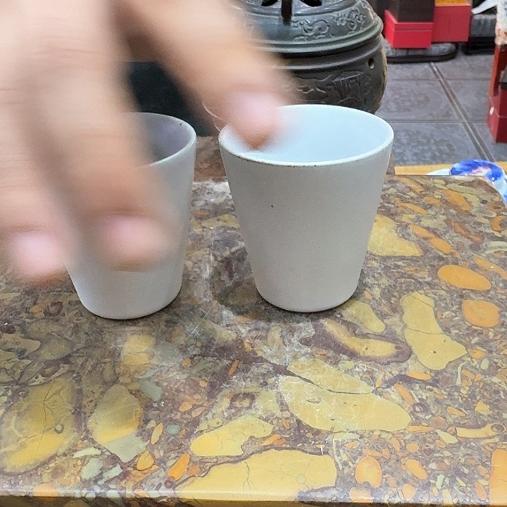 汝瓷杯一组。。。品茗