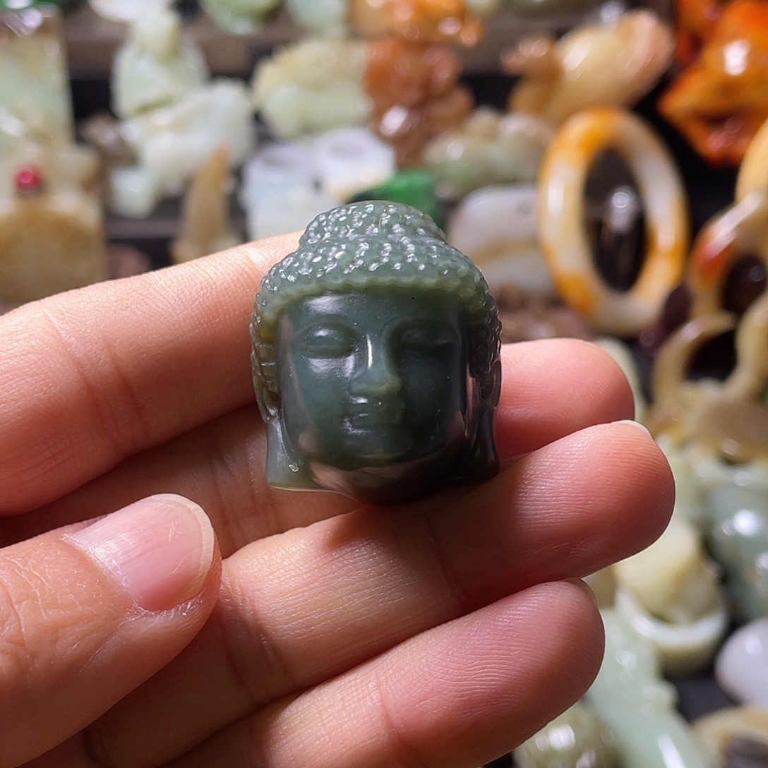 和田玉（糖玉）未镶嵌颈饰