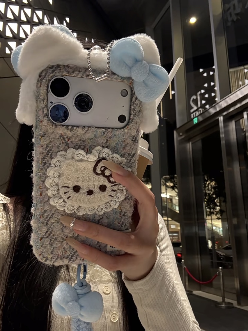 可爱头套绒布灰蓝蕾丝kt猫适用iPhone17pro手机壳苹果16pro新款15