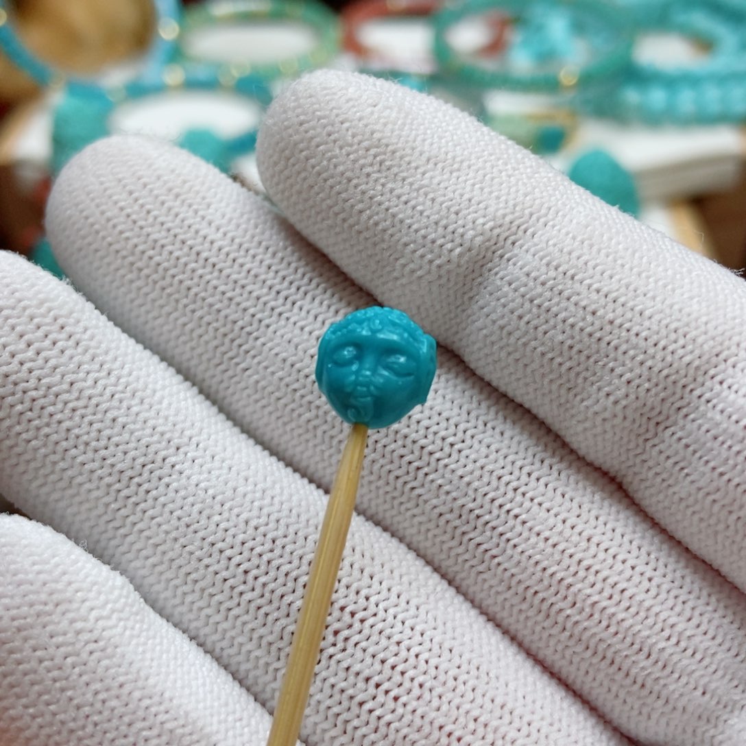 绿松石珠子未镶嵌