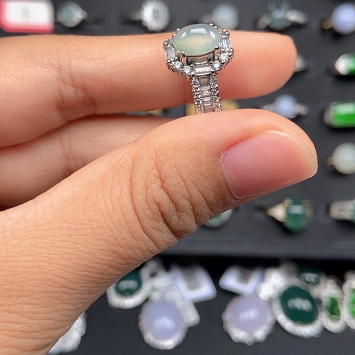 翡翠未镶嵌戒指戒指