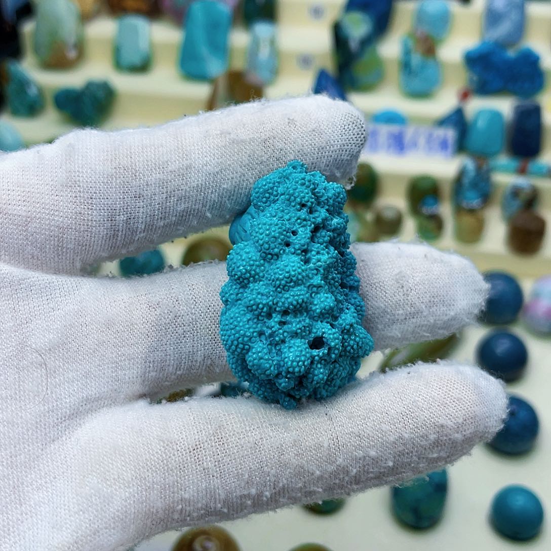 绿松石颈饰未镶嵌